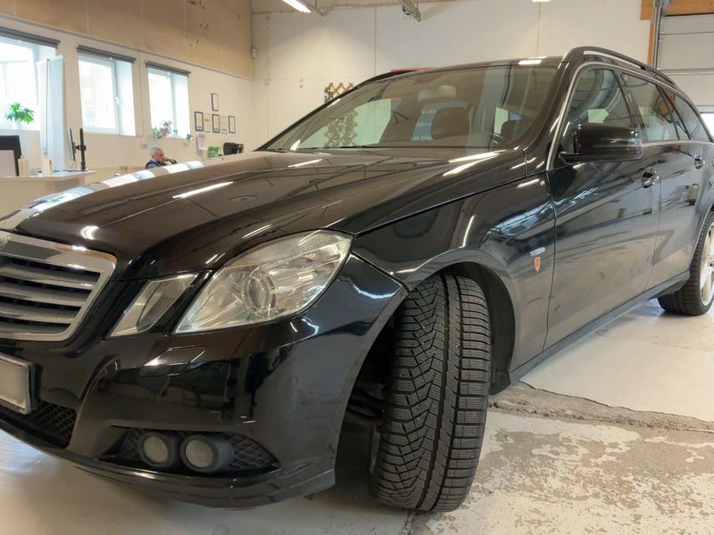 Mercedes-Benz E-Klasse E 200 CDI T BlueEfficiency 2010 – снимка 1