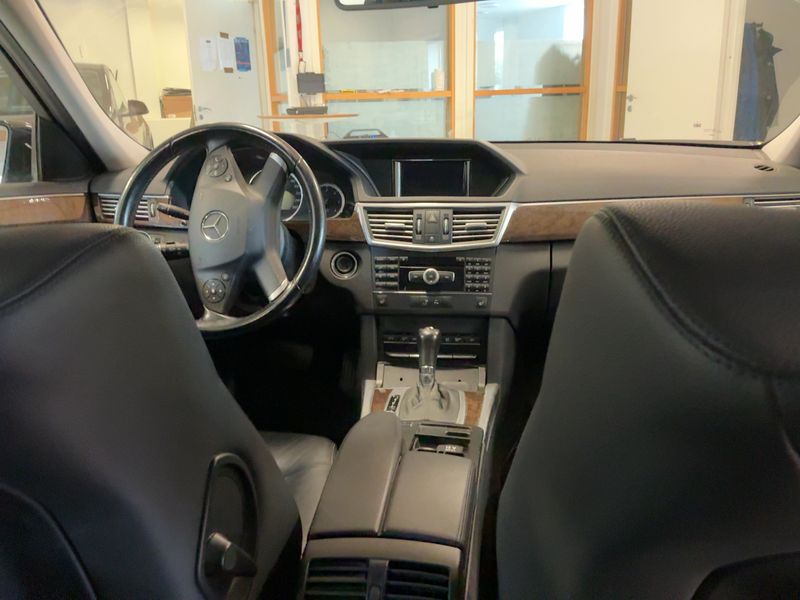 Mercedes-Benz E-Klasse E 200 CDI T BlueEfficiency 2010 – снимка 17