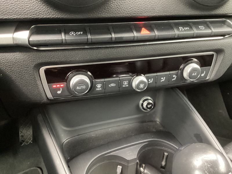 Audi A3 Sportback 1.6 TDI 2018 – снимка 23