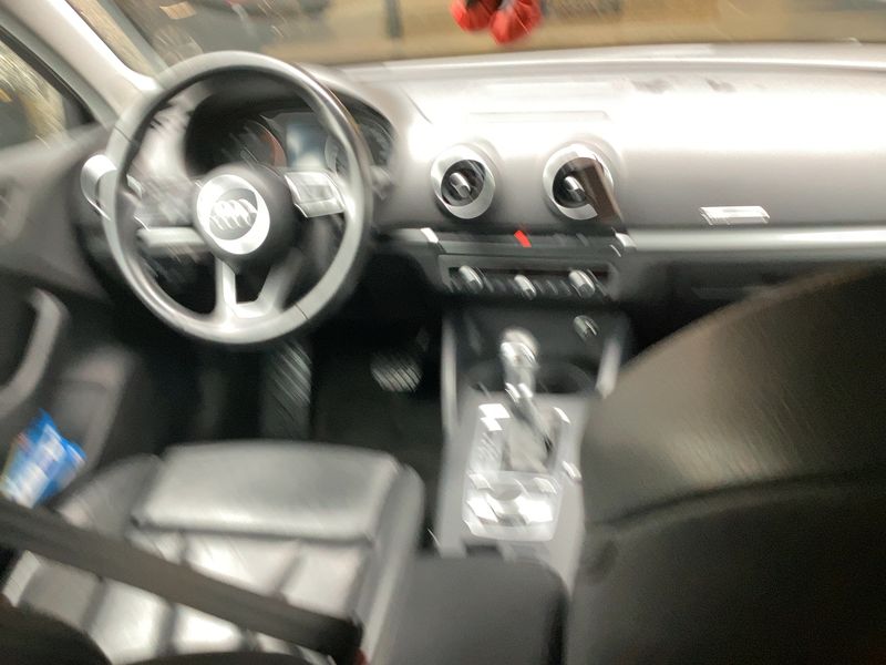 Audi A3 Sportback 1.6 TDI 2018 – снимка 17