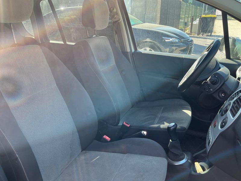 Renault Modus 1.5 dCi Dynamique 2009 – снимка 3