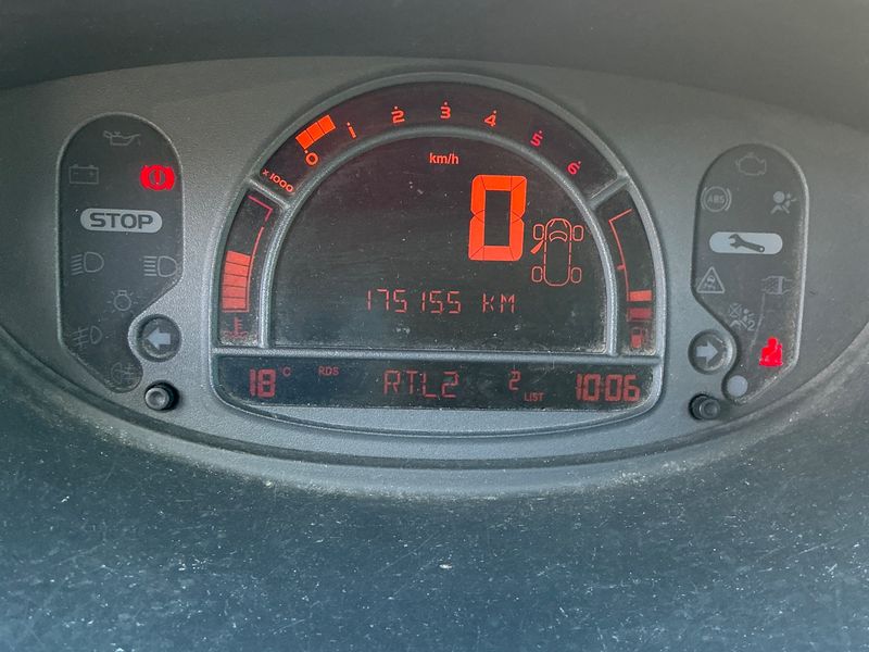 Renault Modus 1.5 dCi Dynamique 2009 – снимка 4