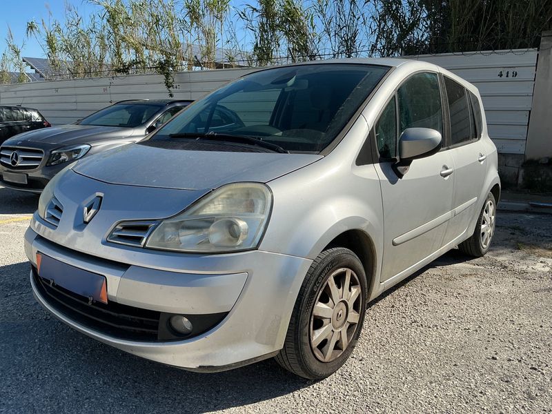 Renault Modus 1.5 dCi Dynamique 2009 – снимка 1
