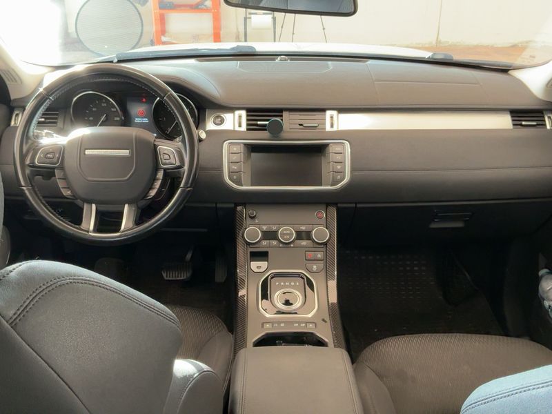 Land Rover Evoque 2.0 Td4 Pure 2016 – снимка 17