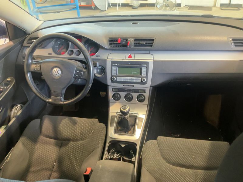 Volkswagen Passat 2.0 TDI Comfortline 2008 – снимка 12