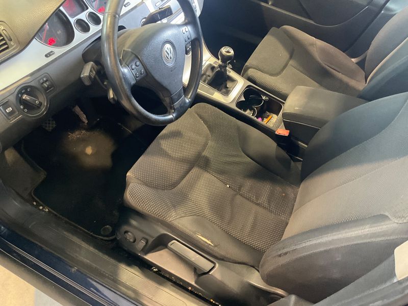 Volkswagen Passat 2.0 TDI Comfortline 2008 – снимка 35
