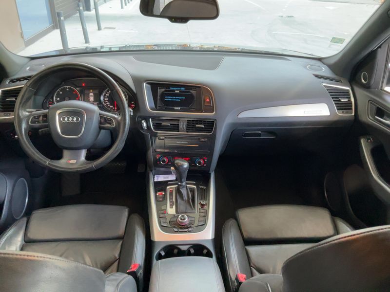 Audi Q5 2.0 TDI quattro S line 2011 – снимка 17
