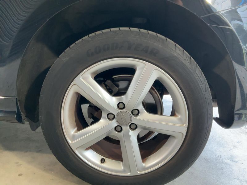Audi Q5 2.0 TDI quattro S line 2011 – снимка 5
