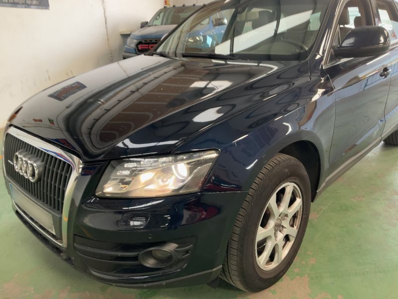 Audi Q5 2.0 TDI quattro 2010 – снимка 2
