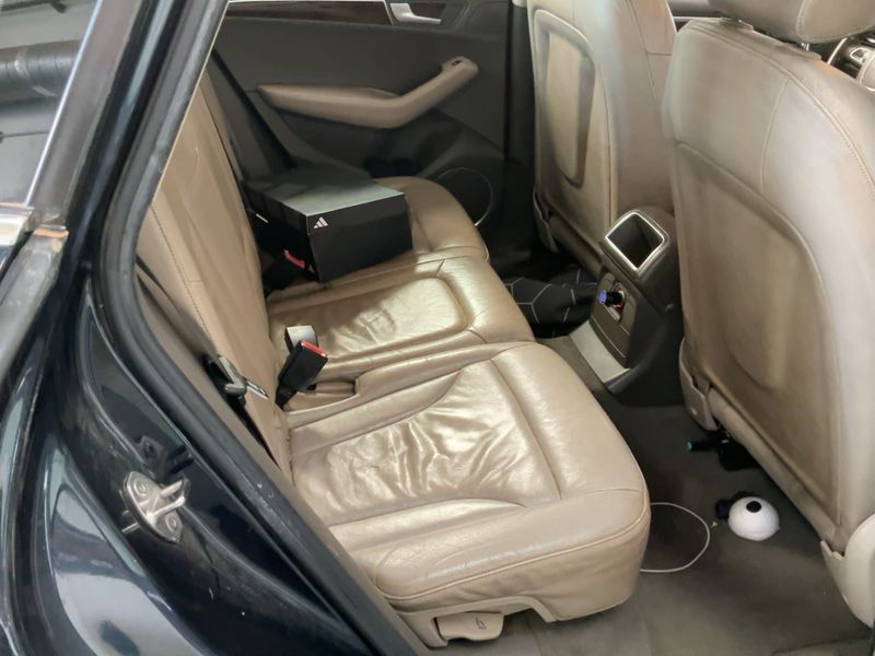 Audi Q5 2.0 TDI quattro 2010 – снимка 19