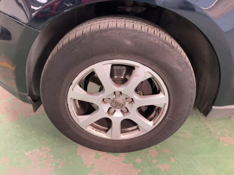 Audi Q5 2.0 TDI quattro 2010 – снимка 3