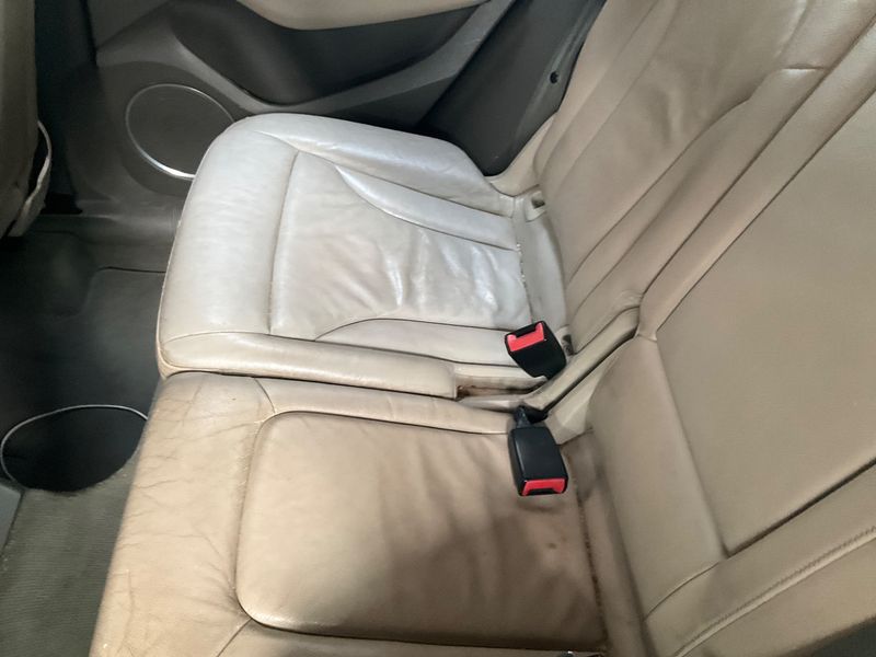 Audi Q5 2.0 TDI quattro 2010 – снимка 27