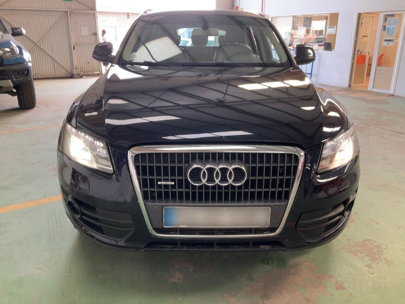 Audi Q5 2.0 TDI quattro 2010 – снимка 14