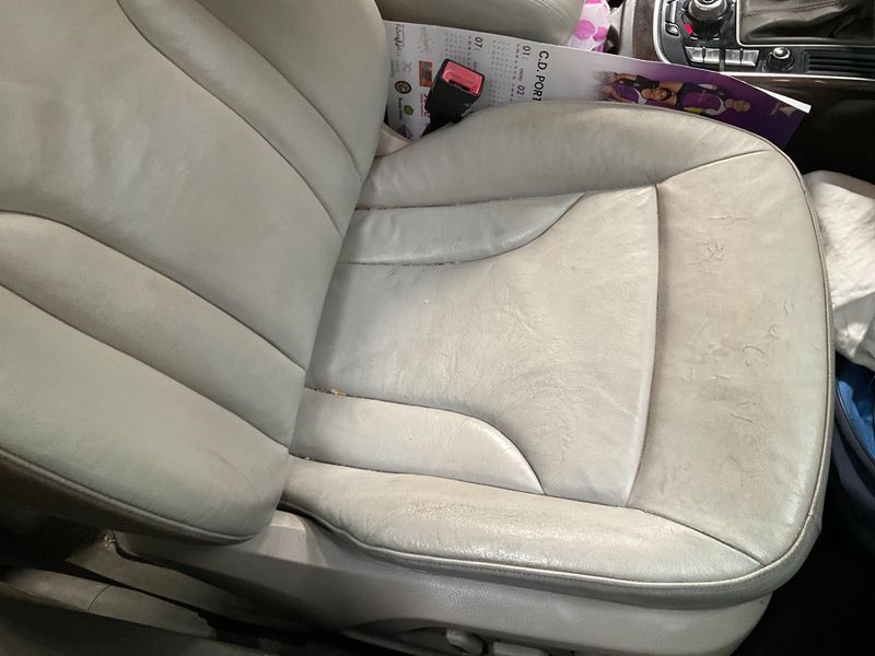 Audi Q5 2.0 TDI quattro 2010 – снимка 28
