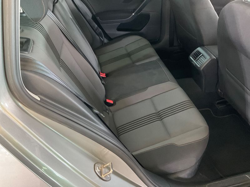 Volkswagen Golf VII 1.6 TDI Allstar BlueMotion Tech 2016 – снимка 32