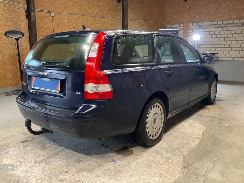 Volvo V50 2.4 2004 – снимка 2