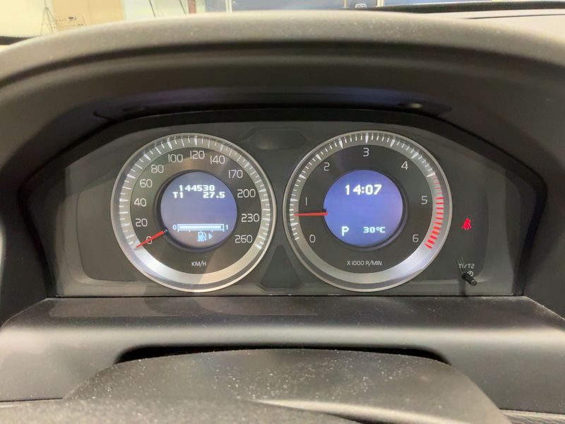 Volvo XC60 2.4 D4 Summum AWD 2012 – снимка 18