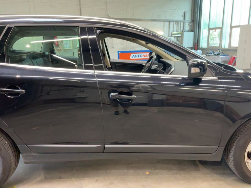 Volvo XC60 2.4 D4 Summum AWD 2012 – снимка 10