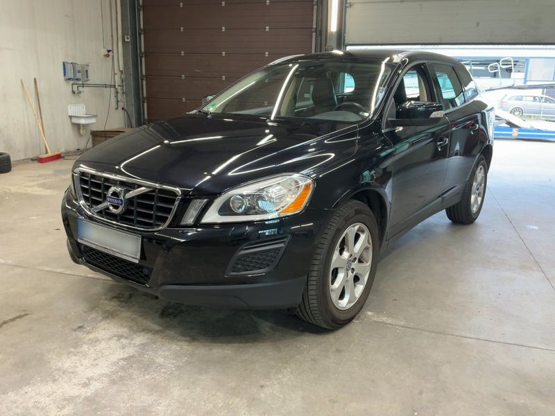 Volvo XC60 2.4 D4 Summum AWD 2012 – снимка 1