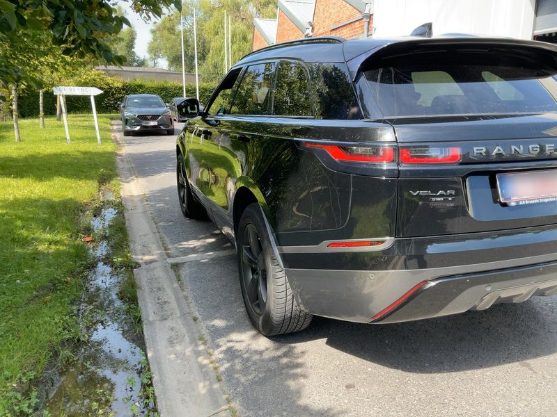Land Rover Range Rover Velar 2.0 Diesel S R-Dynamic 2018 – снимка 6