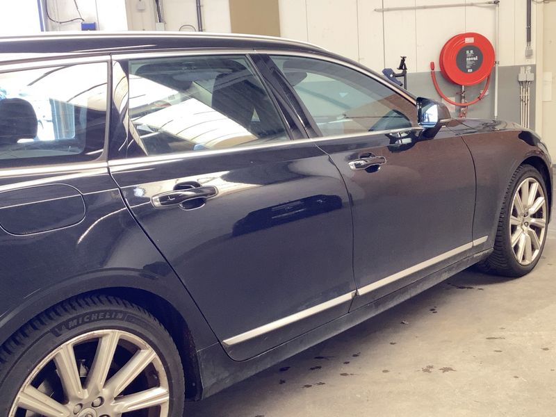Volvo V90 2.0 T8 Plug-in Hybrid Inscription AWD 2019 – снимка 10