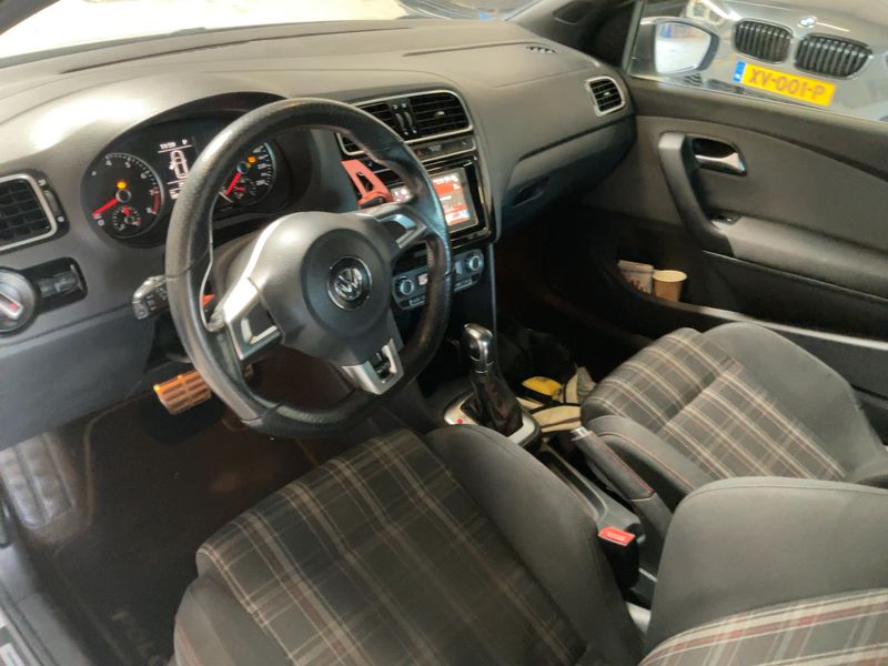 Volkswagen Polo 1.4 TSI GTI 2012 – снимка 17