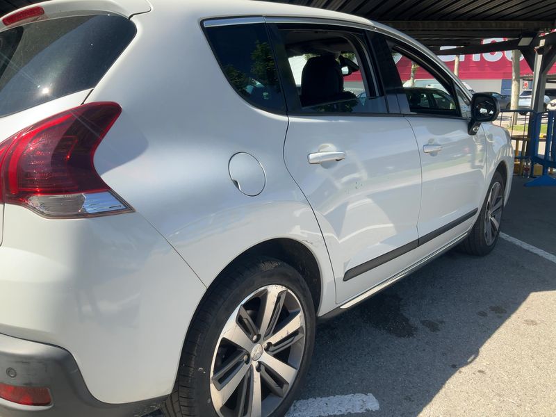 Peugeot 3008 1.6 Blue-HDi Allure 2014 – снимка 10