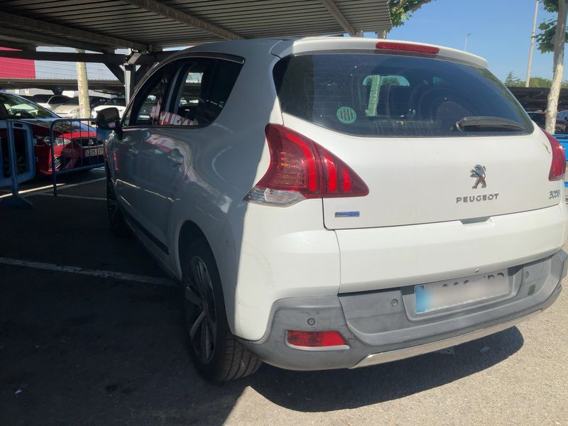 Peugeot 3008 1.6 Blue-HDi Allure 2014 – снимка 6