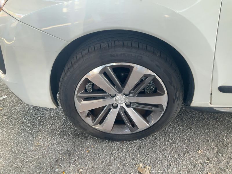 Peugeot 3008 1.6 Blue-HDi Allure 2014 – снимка 3