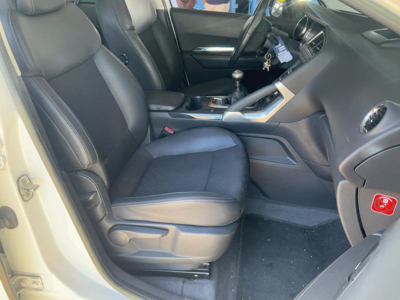 Peugeot 3008 1.6 Blue-HDi Allure 2014 – снимка 16