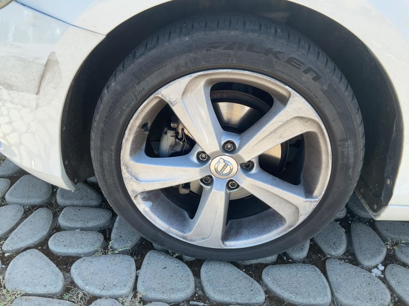 Volvo V40 2.0 D2 Kinetic 2016 – снимка 3