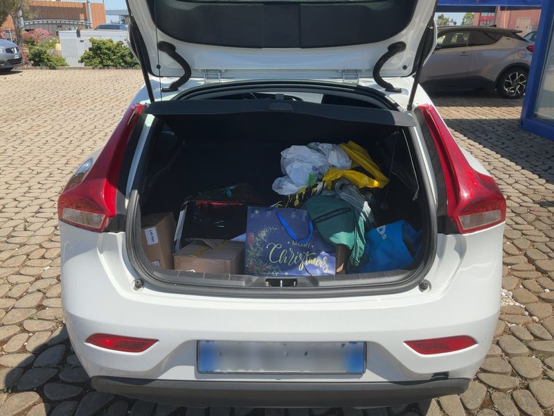 Volvo V40 2.0 D2 Kinetic 2016 – снимка 15