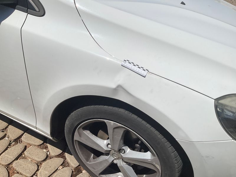 Volvo V40 2.0 D2 Kinetic 2016 – снимка 21