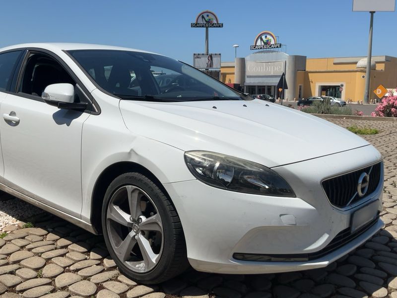 Volvo V40 2.0 D2 Kinetic 2016 – снимка 12