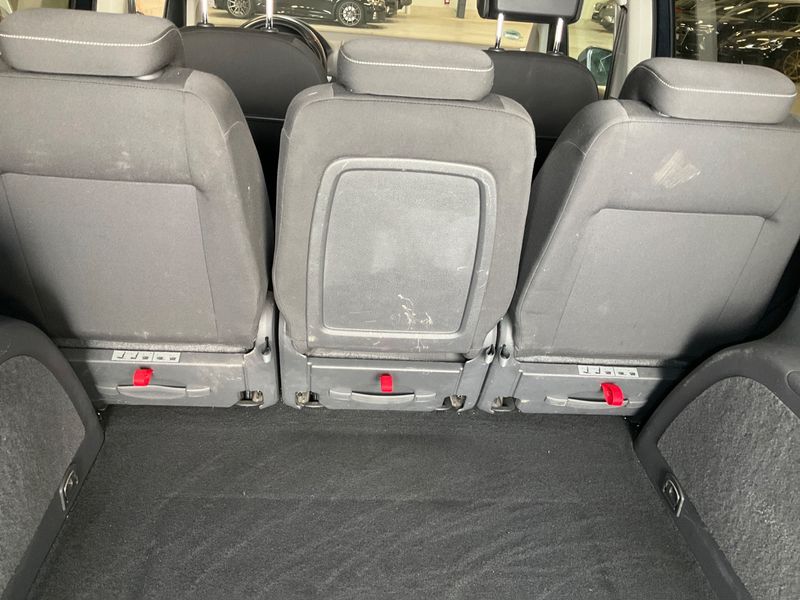 Volkswagen Touran 1.4 TSI Cup 2014 – снимка 27