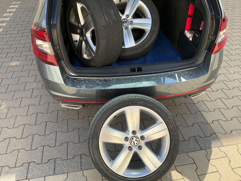 Volkswagen Touran 1.4 TSI Cup 2014 – снимка 15