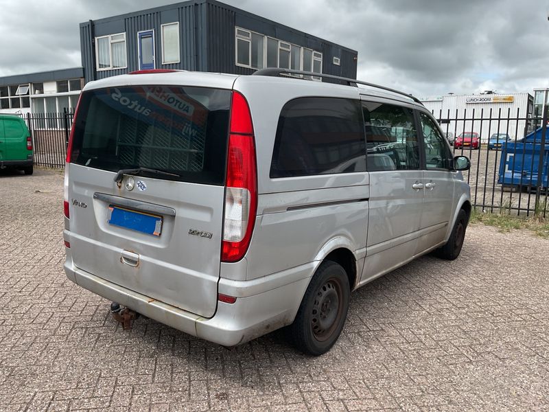 Mercedes-Benz Viano 2.1 CDI lang Trend 2004 – снимка 2