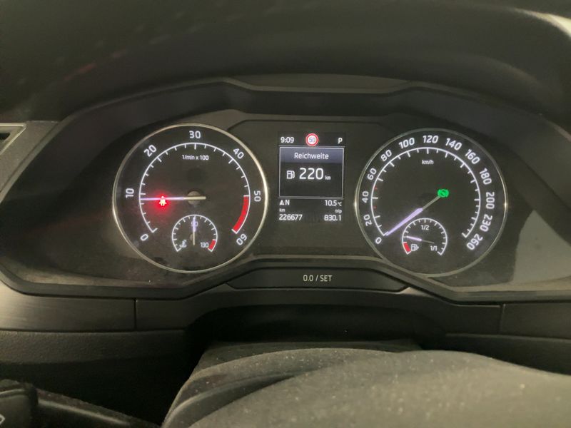 Skoda Superb 2.0 TDI Style 4x4 2016 – снимка 19