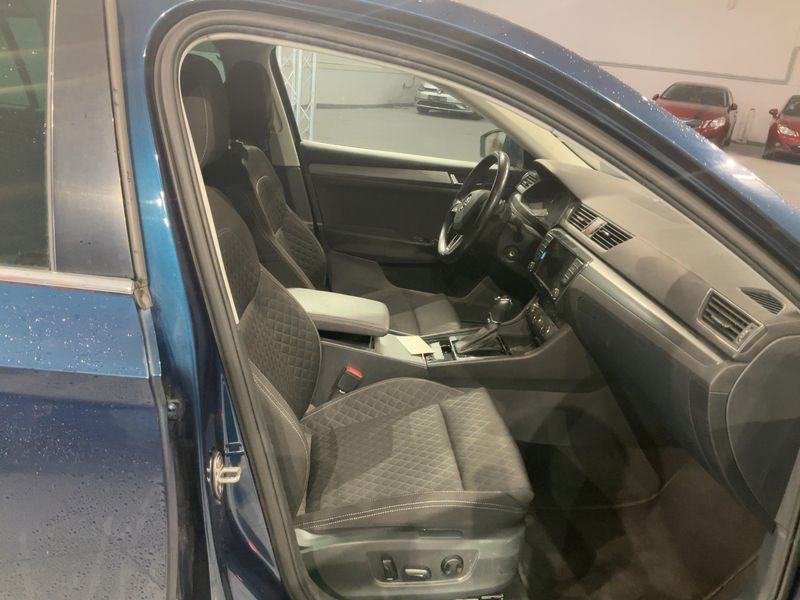 Skoda Superb 2.0 TDI Style 4x4 2016 – снимка 17
