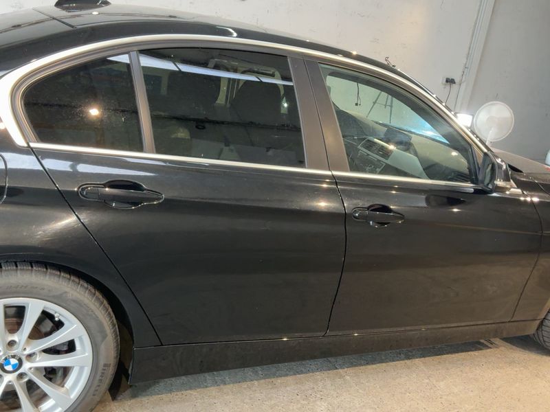 BMW 3er 320d xDrive Advantage 2018 – снимка 10