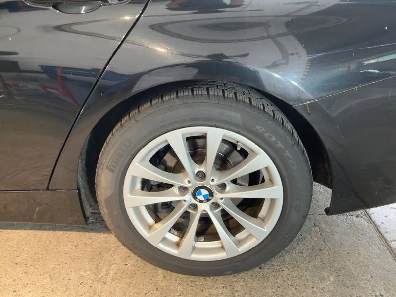 BMW 3er 320d xDrive Advantage 2018 – снимка 5