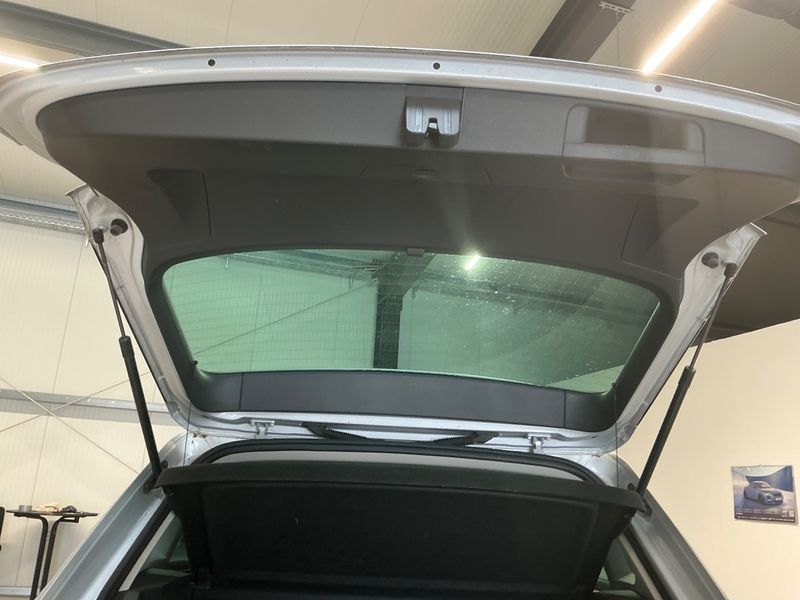Volkswagen Tiguan 1.5 TSI ACT Life 2022 – снимка 23