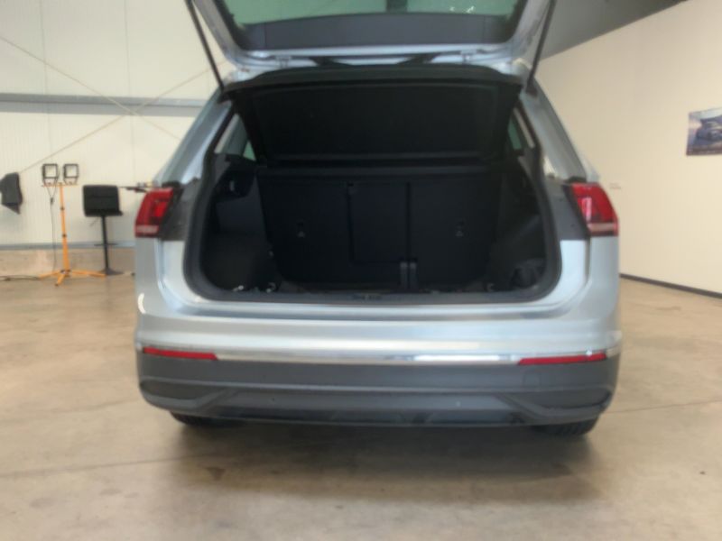 Volkswagen Tiguan 1.5 TSI ACT Life 2022 – снимка 15