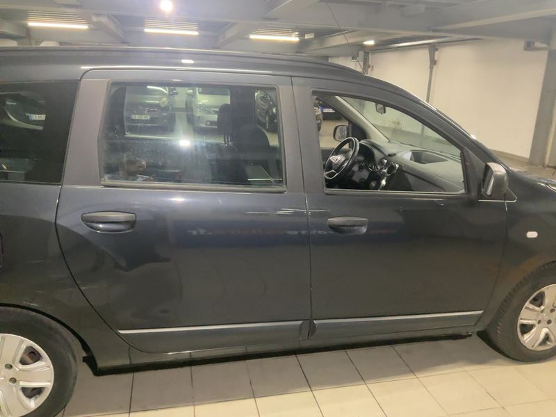 Dacia Lodgy 1.3 TCe Essentiel 2020 – снимка 10