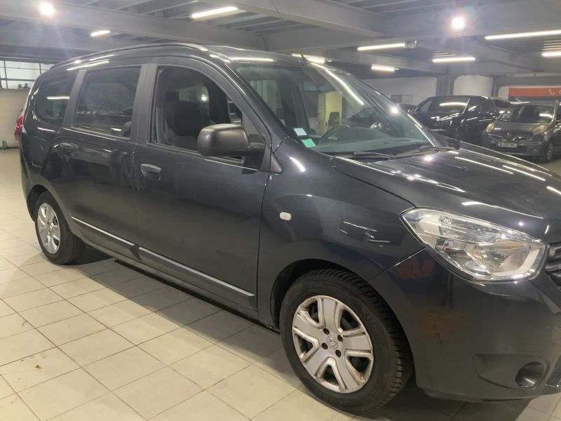 Dacia Lodgy 1.3 TCe Essentiel 2020 – снимка 12