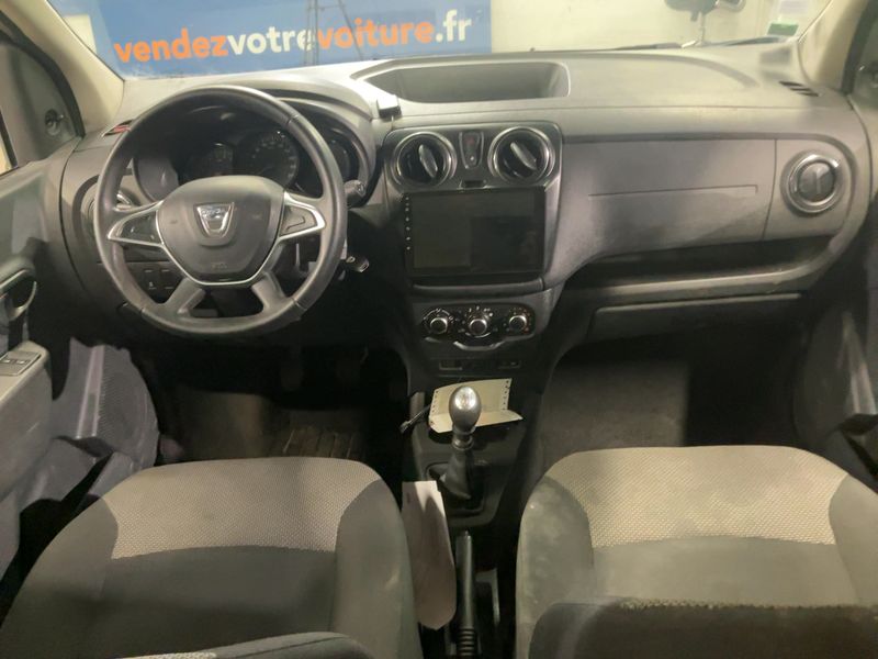 Dacia Lodgy 1.3 TCe Essentiel 2020 – снимка 17