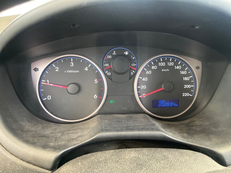 Hyundai i20 1.1 CRDi City S 2013 – снимка 4