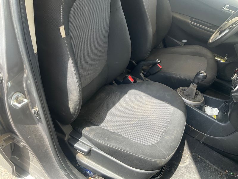 Hyundai i20 1.1 CRDi City S 2013 – снимка на щета