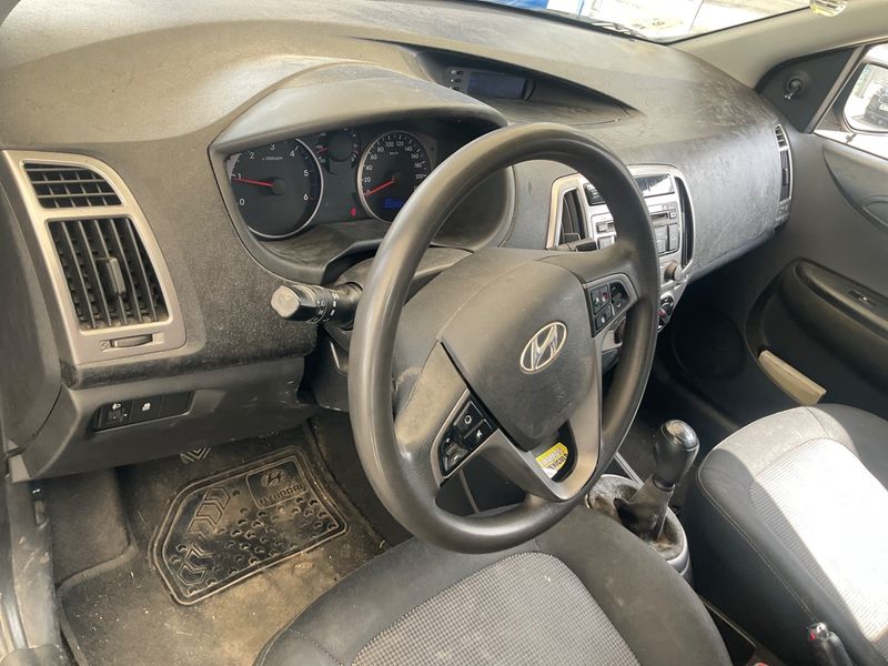Hyundai i20 1.1 CRDi City S 2013 – снимка на щета