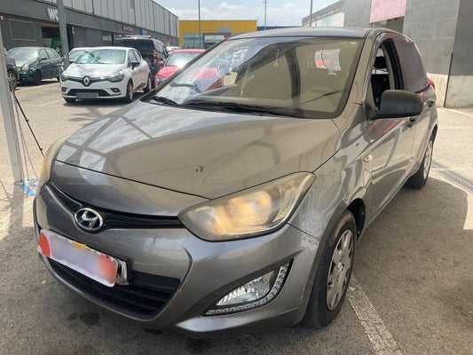 Hyundai i20 1.1 CRDi City S 2013 – снимка 1